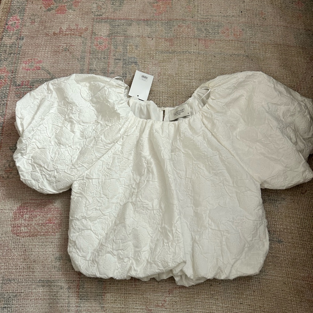 NWT Printed Bubble top